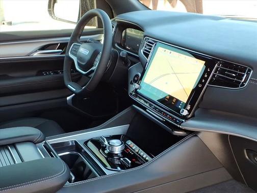 High Gloss Black 2026 Jeep Grand Wagoneer Limited Altitude