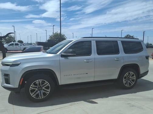 Silver Zynith 2026 Jeep Grand Wagoneer