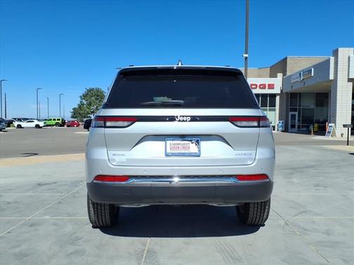2025 Jeep Grand Cherokee Laredo X