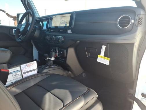 2025 Jeep Gladiator High Tide