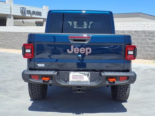 2025 Jeep Gladiator Mojave X
