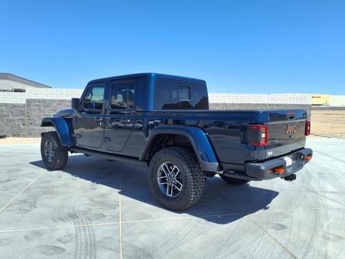 2025 Jeep Gladiator Mojave X