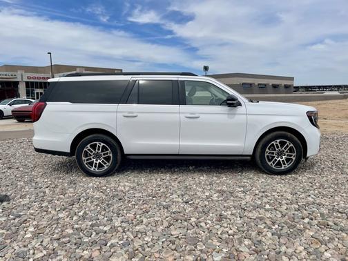 Oxford White 2025 Ford Expedition Max Active