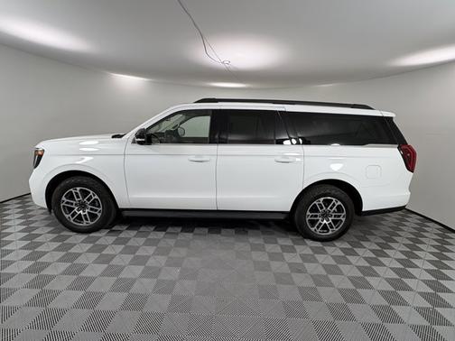 Oxford White 2025 Ford Expedition Max Active
