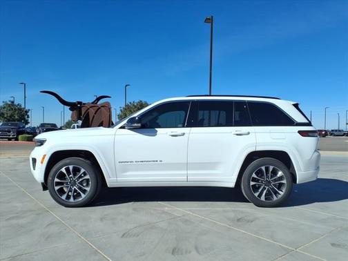 2025 Jeep Grand Cherokee Overland
