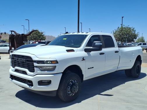 Bright White Clearcoat 2026 RAM 3500 Big Horn