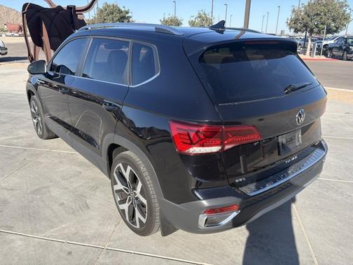 2023 Volkswagen Taos SEL