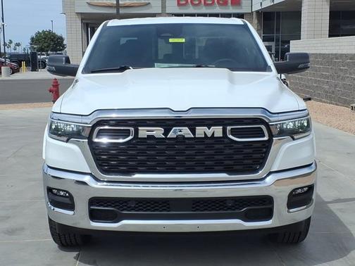 Bright White Clearcoat 2026 RAM 1500 Big Horn