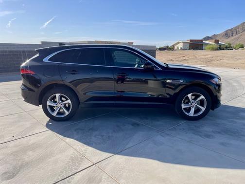 2020 Jaguar F-PACE 25t
