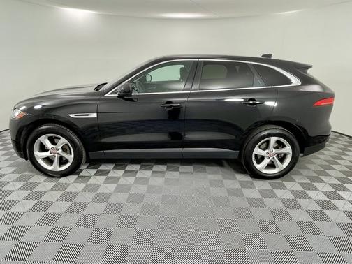 2020 Jaguar F-PACE 25t