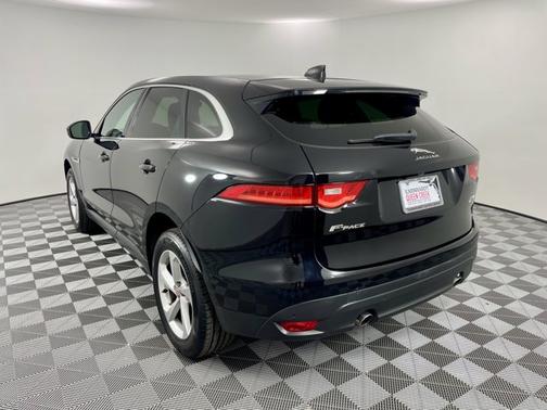 2020 Jaguar F-PACE 25t