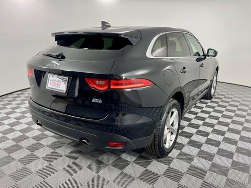 2020 Jaguar F-PACE 25t