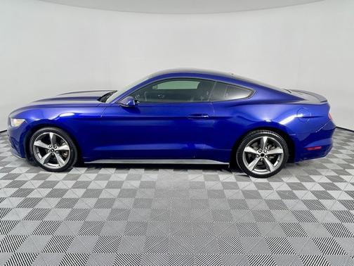 2016 Ford Mustang V6