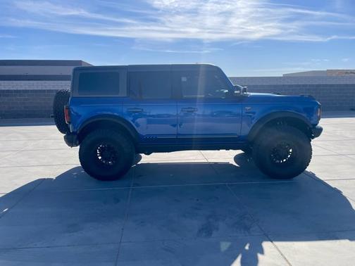 Lightning Blue Metallic 2021 Ford Bronco First Edition
