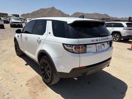 White 2017 Land Rover Discovery Sport SE