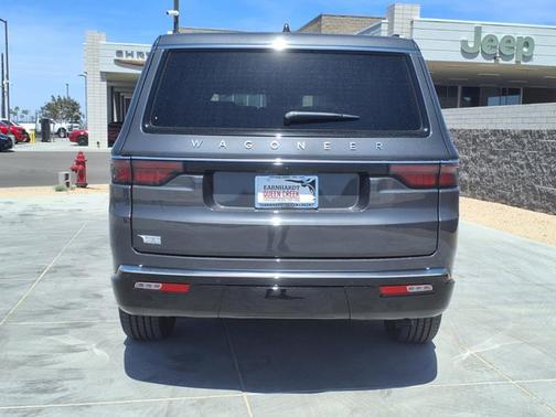 2025 Jeep Wagoneer Base