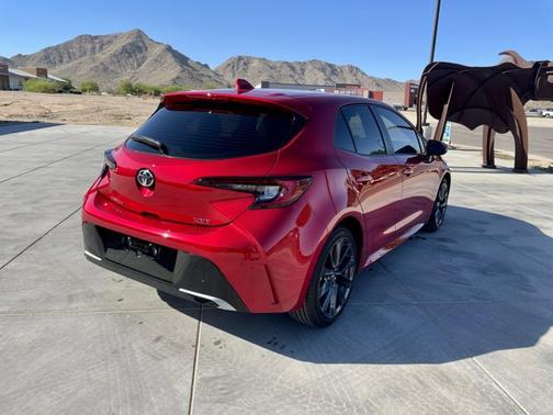 2024 Toyota Corolla Hatchback XSE