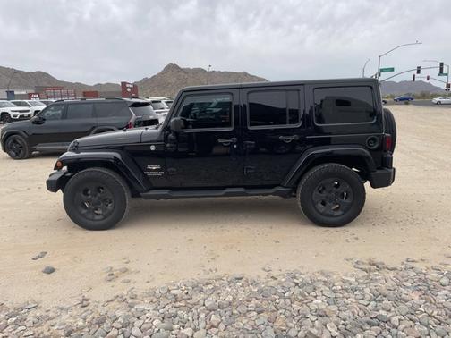 Black Clearcoat 2014 Jeep Wrangler Unlimited Sahara
