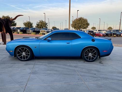 2018 Dodge Challenger 392 Hemi Scat Pack Shaker