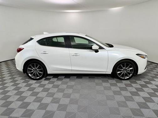 2018 Mazda Mazda3 Grand Touring