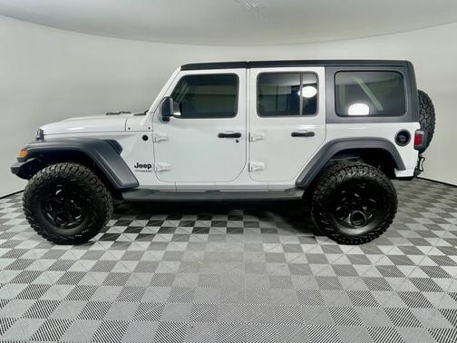 2020 Jeep Wrangler Unlimited Black and Tan