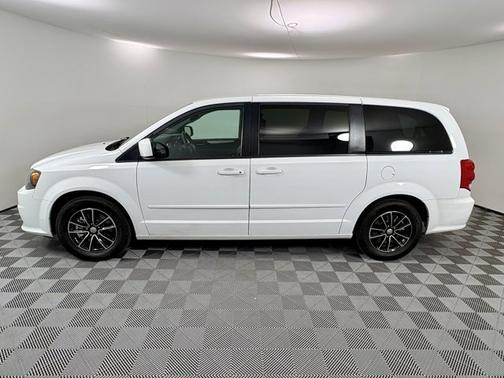 2017 Dodge Grand Caravan R/T