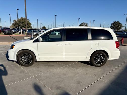 2017 Dodge Grand Caravan R/T