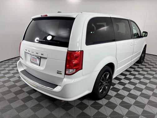 2017 Dodge Grand Caravan R/T