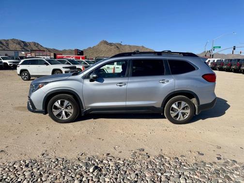 Ice Silver Metallic 2023 Subaru Ascent Premium