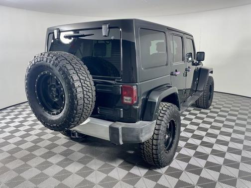 2012 Jeep Wrangler Unlimited Sahara