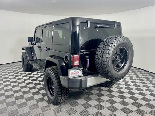2012 Jeep Wrangler Unlimited Sahara