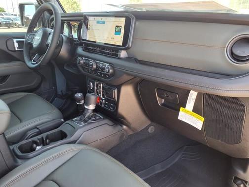 2025 Jeep Gladiator Mojave X