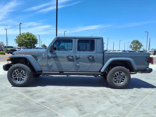 2025 Jeep Gladiator Mojave X
