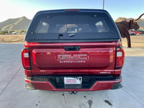 2024 GMC Canyon 4WD AT4