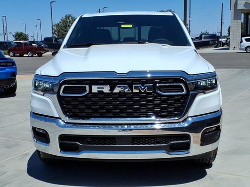 Bright White Clearcoat 2026 RAM 1500 Big Horn