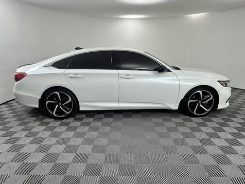 Platinum White Pearl 2022 Honda Accord Sport