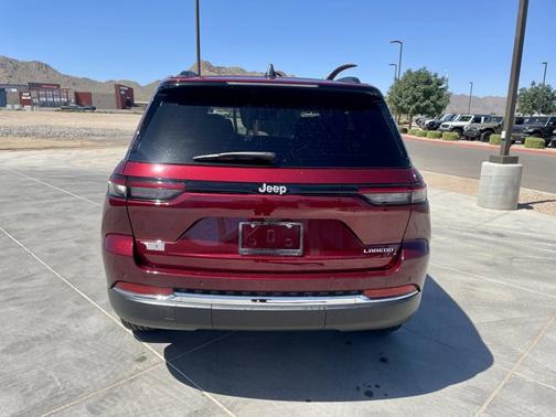 2024 Jeep Grand Cherokee Laredo X