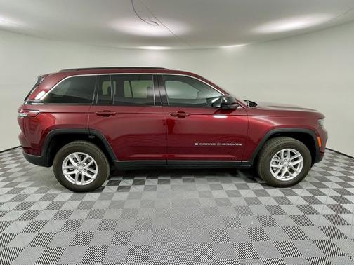 2024 Jeep Grand Cherokee Laredo X