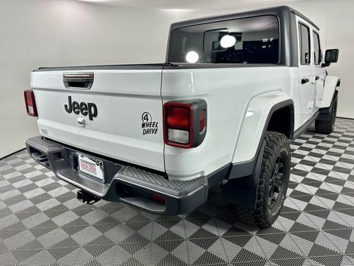 2021 Jeep Gladiator Willys