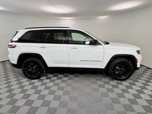 2025 Jeep Grand Cherokee Altitude X