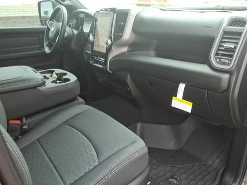 Granite Crystal Metallic Clearcoat 2026 RAM 2500 Black Express