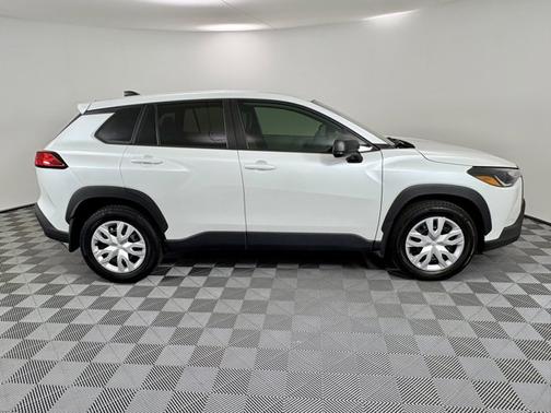 2024 Toyota Corolla Cross L