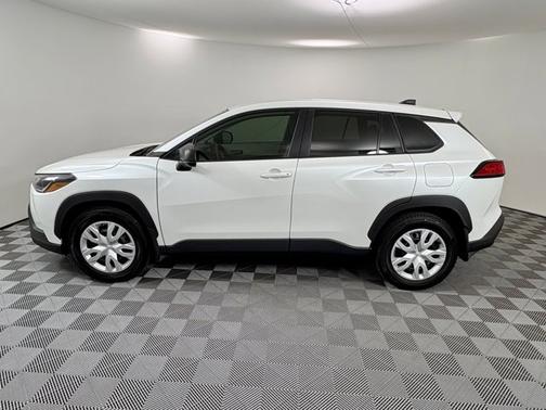 2024 Toyota Corolla Cross L