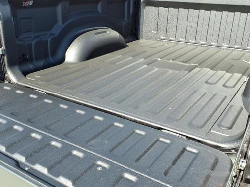 Granite Crystal Metallic Clearcoat 2026 RAM 1500 Big Horn