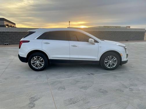 2021 Cadillac XT5 FWD Premium Luxury