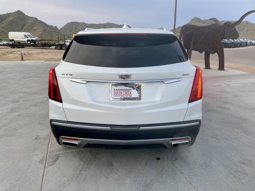 2021 Cadillac XT5 FWD Premium Luxury