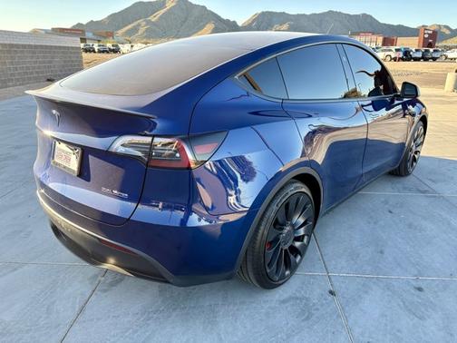 2025 Tesla Model Y Performance