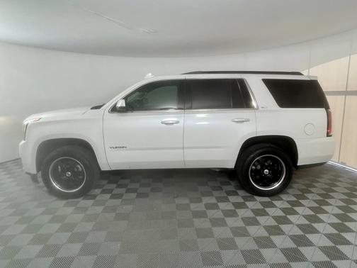 White Frost Tricoat 2018 GMC Yukon SLT