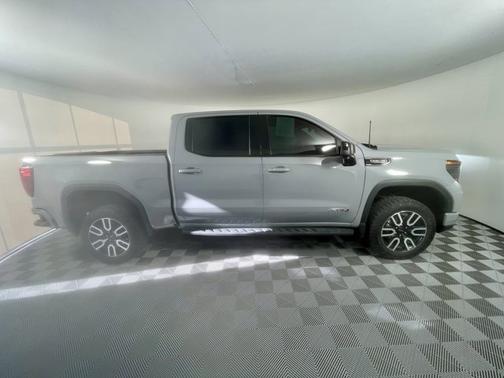 Thunderstorm Gray 2024 GMC Sierra 1500 AT4