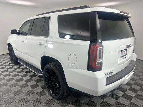 Summit White 2018 GMC Yukon SLT
